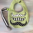bavoir moustache