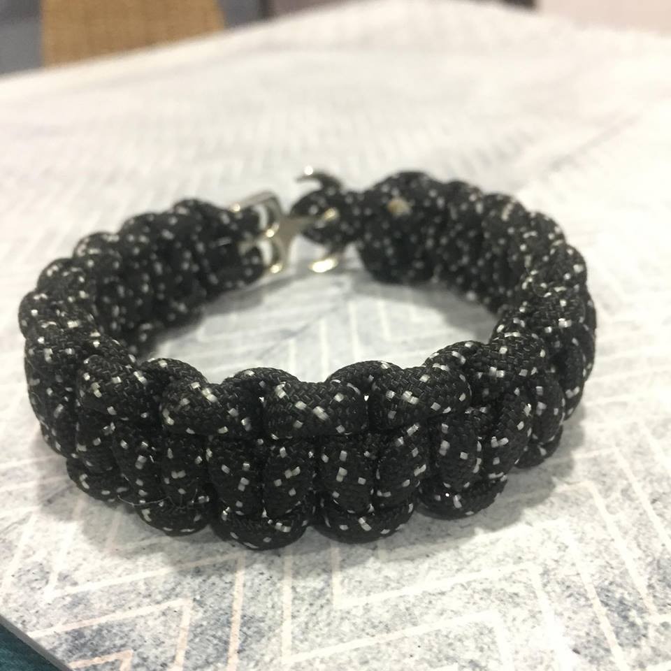 bracelet de survie